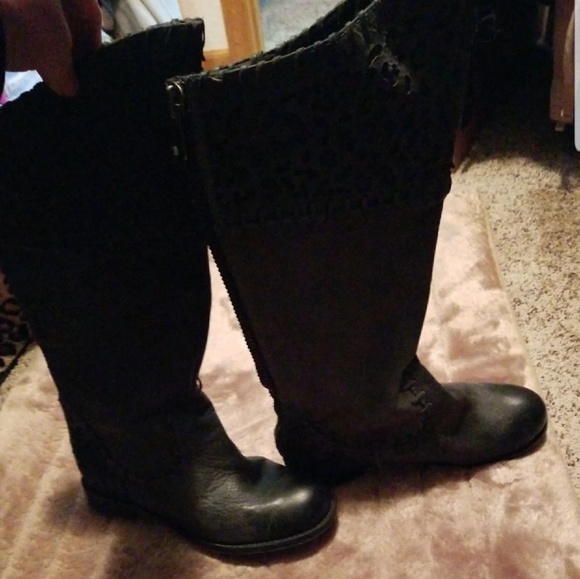 Boots - Picture 1 of 6